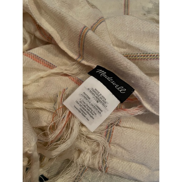 Madewell cape scarf - Picture 5 of 5